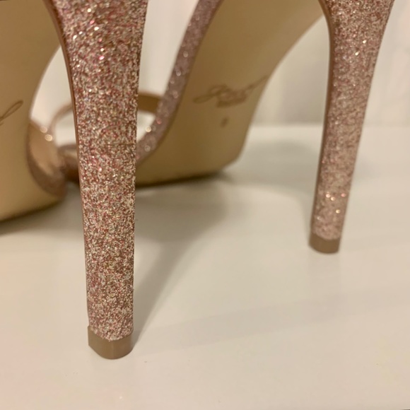 Jewel Badgley Mischka Lively Sandals - Picture 4 of 10